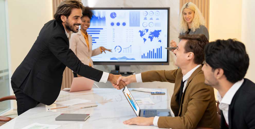 Business tax advisory coordinating with your lawyer, banker, and planner