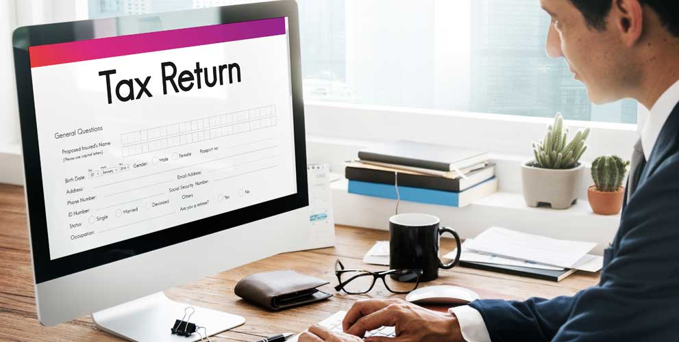 Corporate tax filing for Montreal businesses